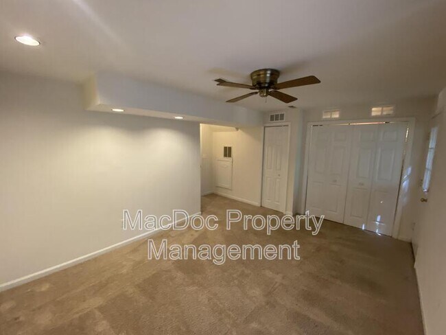 Photo - 4204 Apgar Ct