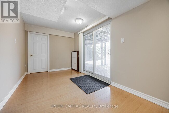 Photo - 21 Kings College Rd