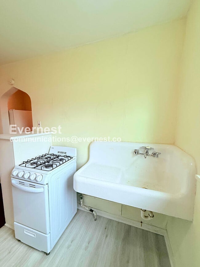 Photo - 3812 Drexel Dr Unit 2