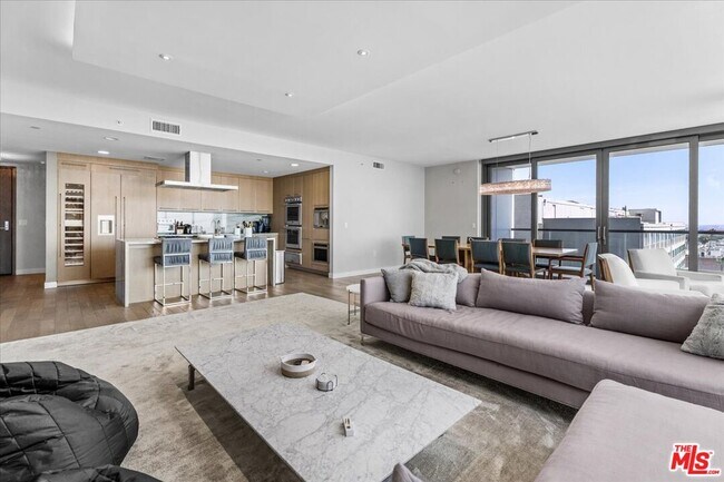 1755 Ocean Ave Unit 903