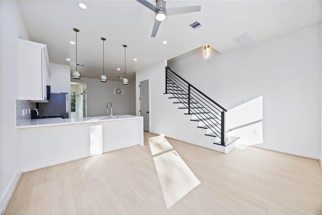 5222 Gold St Unit A