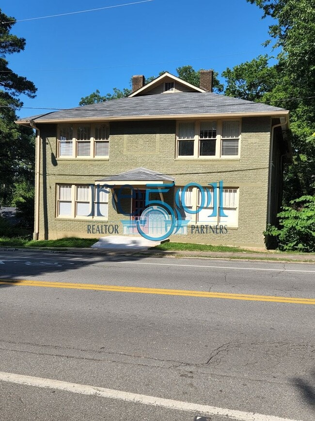 *New Price* Newly Renovated Immaculate Co... - *New Price*  Newly Renovated Immaculate Co... Condo Unit A