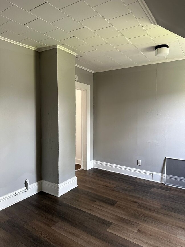 Photo - 214 S 16th St Unidad 214 1/2 S 16th st