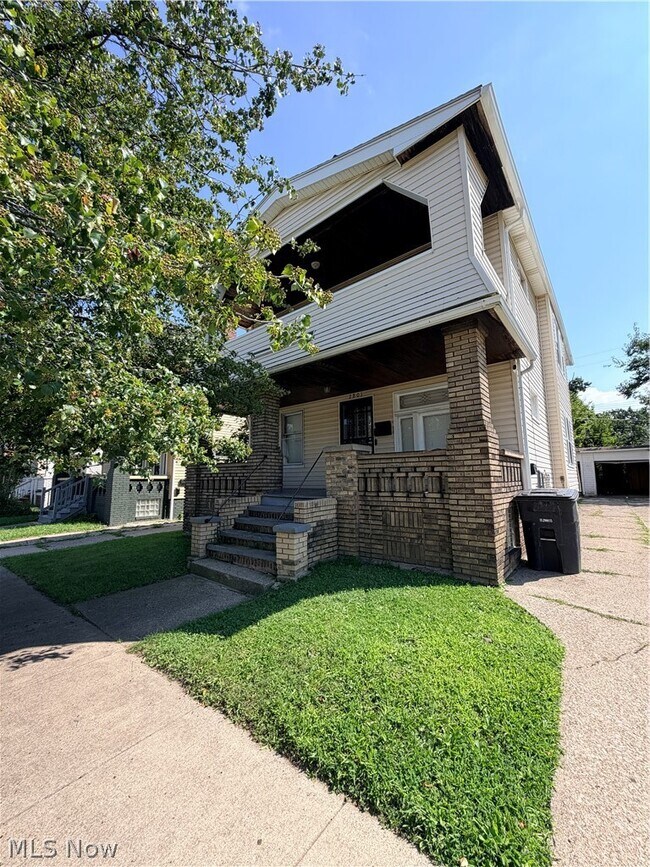 Photo - 2801 E 125th St Unit 2