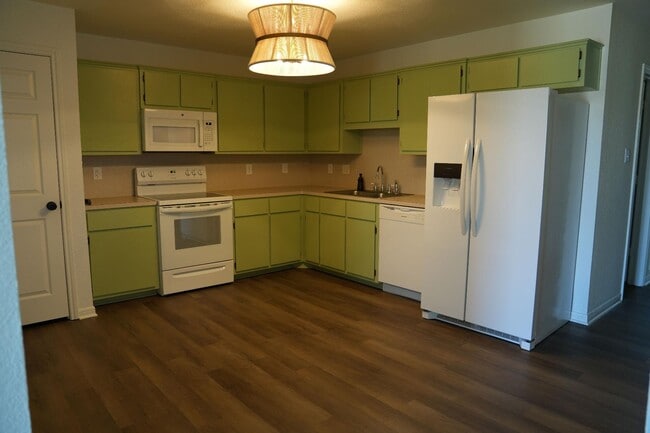 Photo - 3313 Florence Rd