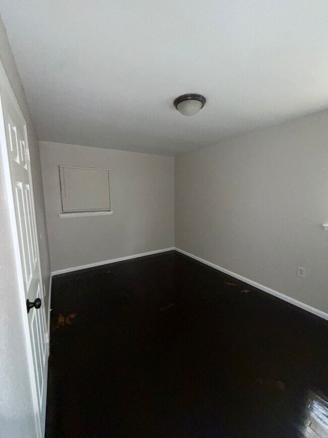 Photo - 2740 McGregor Ave
