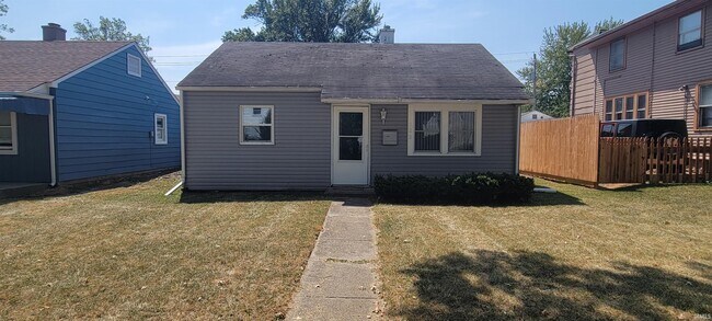 Photo - 822 McKinnie Ave House