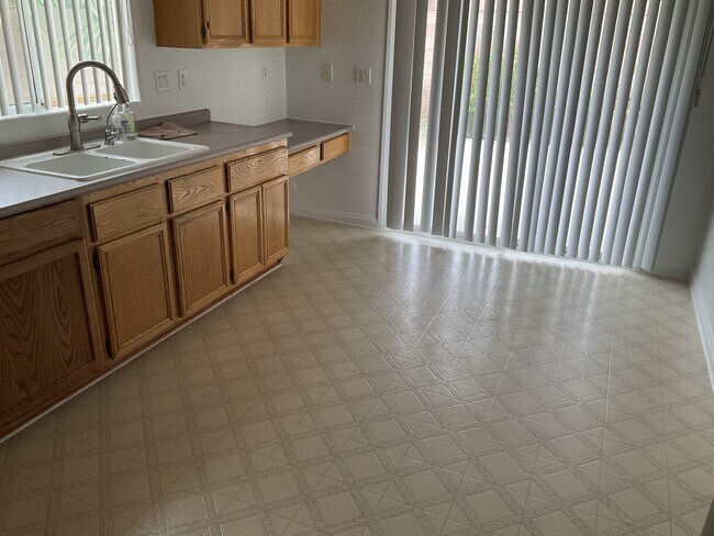 Photo - 8336 Crown Peak Ave