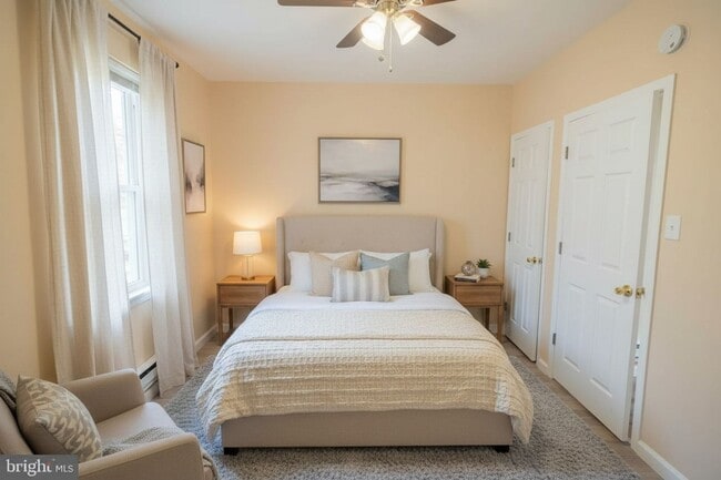 Photo - 6002 Master St Unit 2F