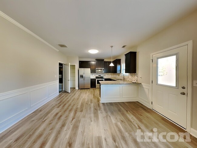 Photo - 424 Hyder Ct