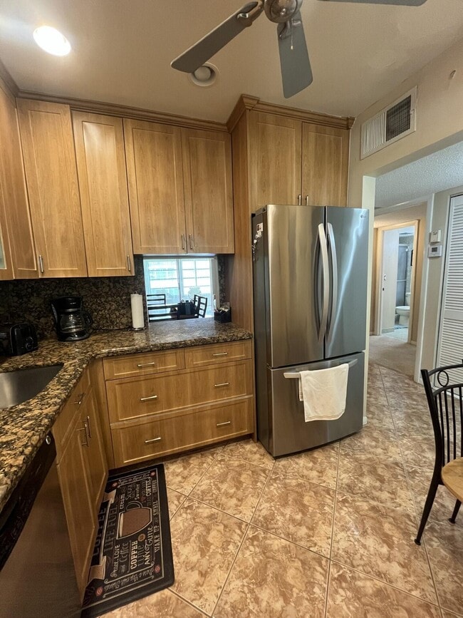 Photo - 23 Abbey Ln Unit 208