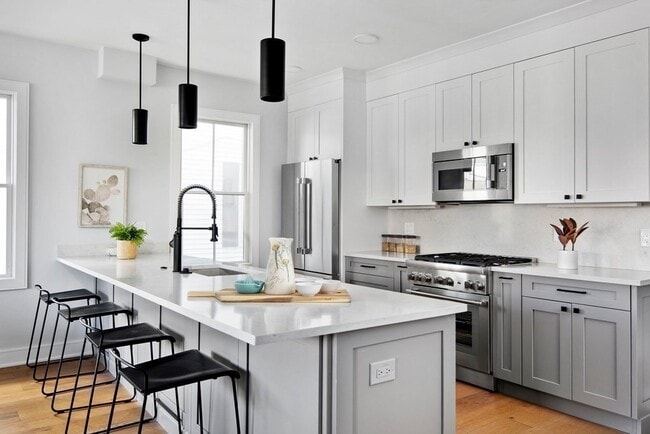 Building Photo - 290 Prospect St Unit 2