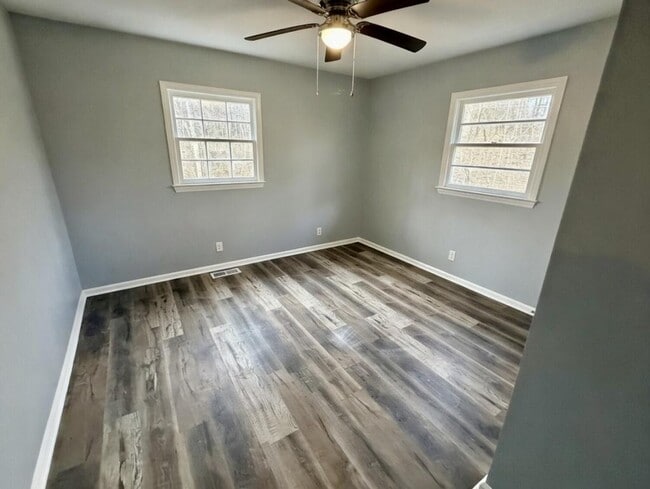 Photo - 1223 Dixie Pl