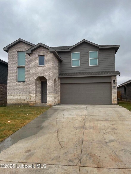 Photo - 613 E 14th St