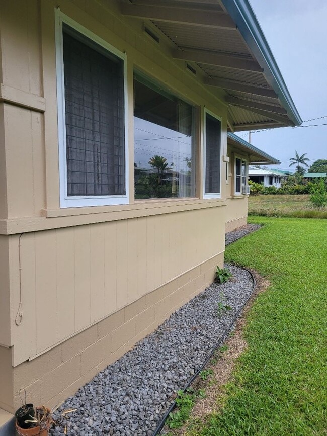 Building Photo - Beautiful 3BD 2BA in Waiakea Area