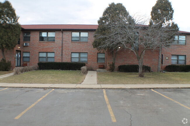 Building Photo - 2902 31st St Rental