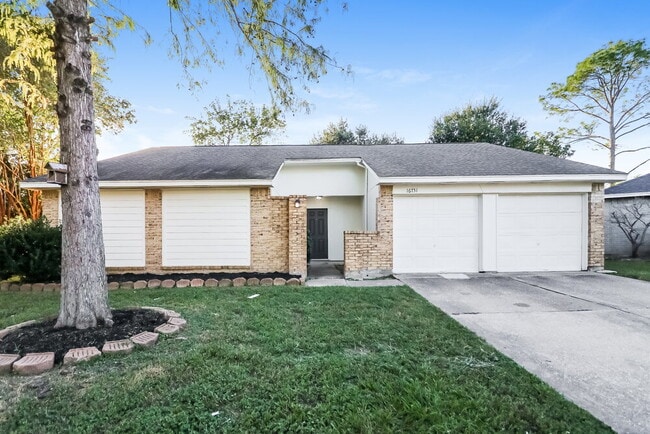 Building Photo - 16751 Dew Drop Ln Rental