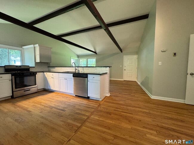 Photo - 95 Riverside Dr