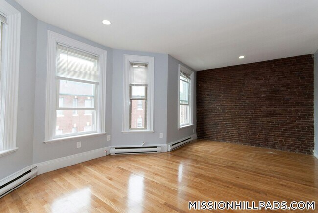 Photo - 6 Moreland St Unit 3