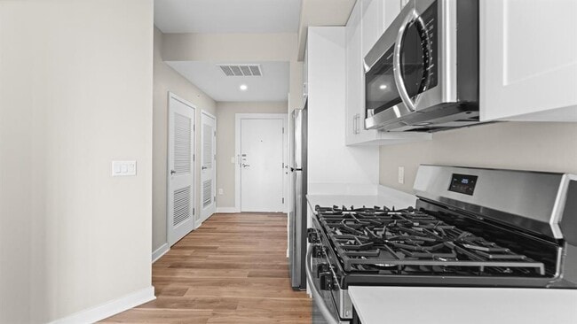 Photo - 475 Communipaw Ave