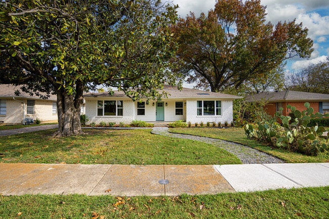 Photo - 6571 Ascot Ln