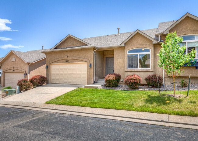 Building Photo - 5607 University Village View