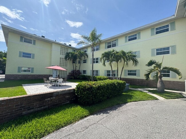 Photo - 2BR 2BA CONDO LOCATED CLOSE TO PORT CANAVERAL