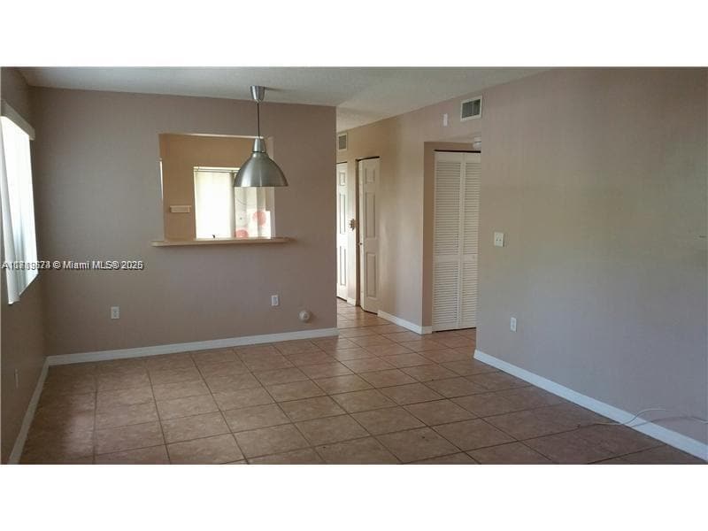 Photo - 7820 NW 7th St (Pembroke Pines, FL)