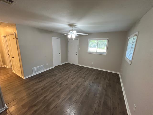 Photo - 8732 Slay St