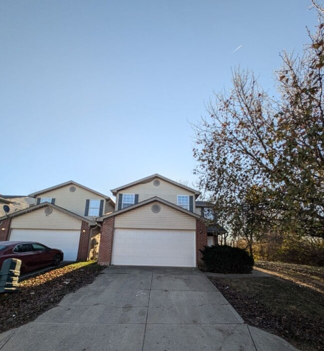 Building Photo - 3024 Percheron Ln