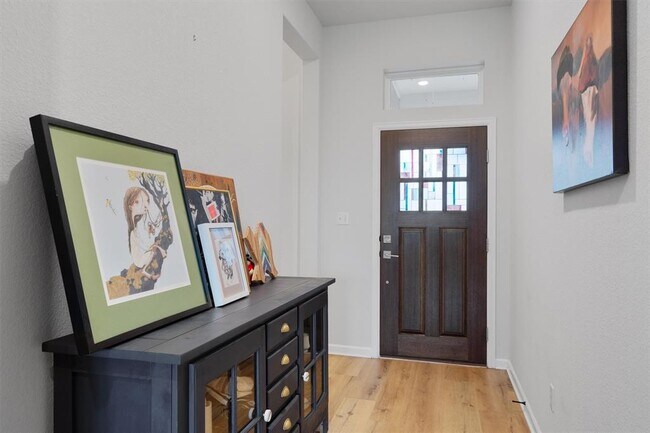 Photo - 114 Patrick Herndon Dr