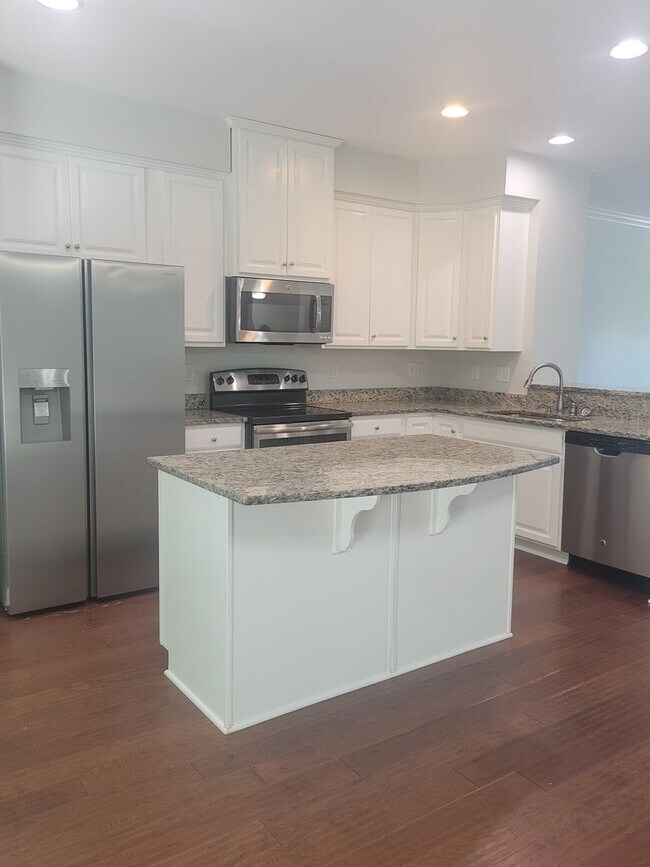 Photo - 4321 Saltmarsh Ln