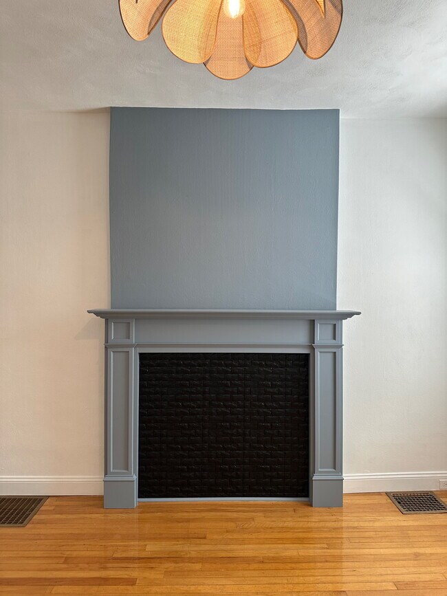 Photo - 4269 Botanical Ave Unit B