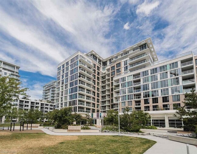 Building Photo - 715-8988 Patterson Road Unit 715