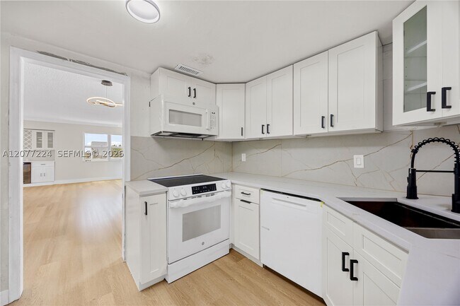 Photo - 3301 Spanish Moss Terrace Unit 806