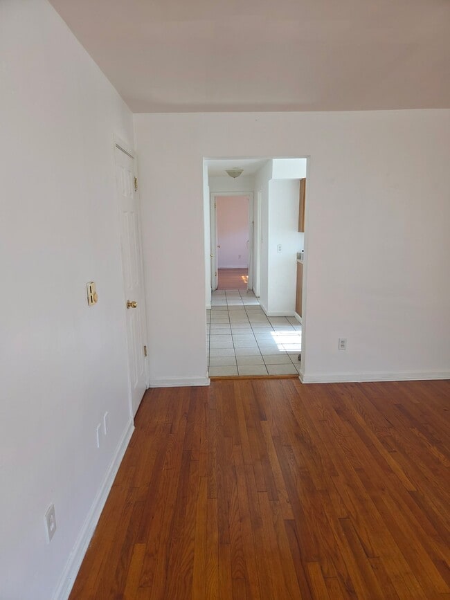 Photo - 2517 Flanigan Ct Unit 4