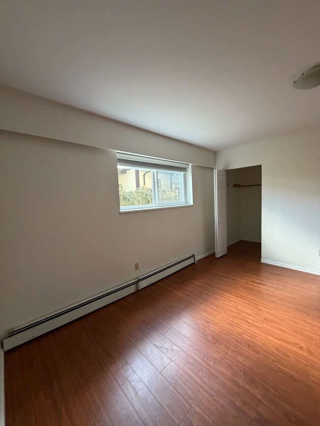 Photo - 6337 Caulwynd Pl