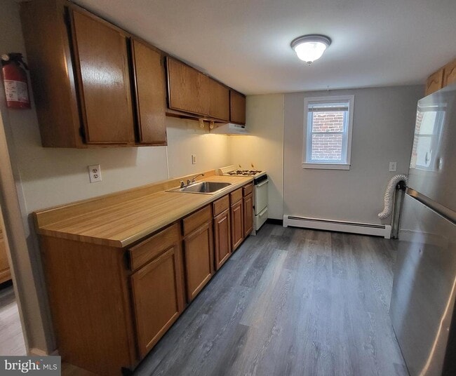 Building Photo - 309 Green St Unit A