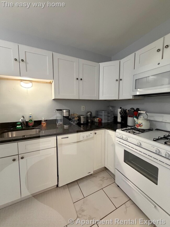 Photo - 15 Ives St Unit #28