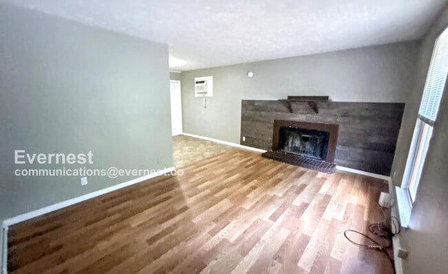 Photo - 5112 Linbar Dr