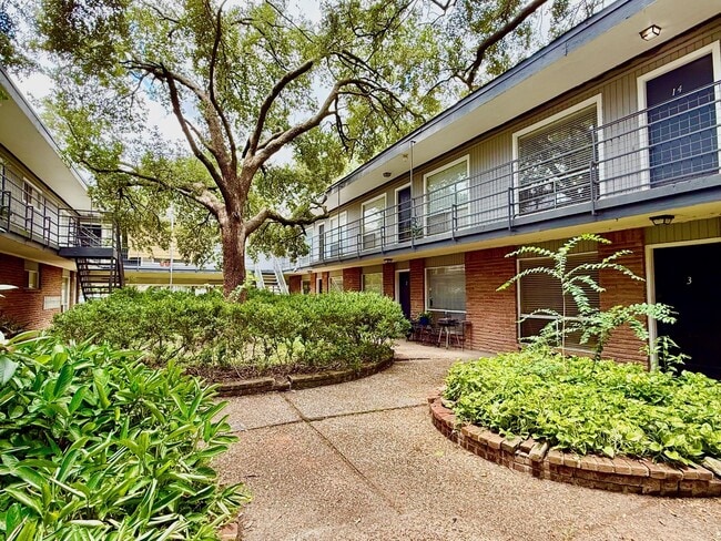Building Photo - 918 Heights Blvd Unit 14 Rental