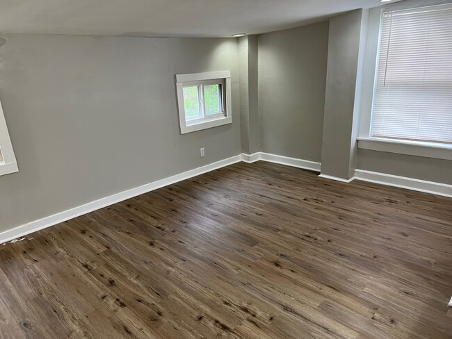 Photo - 2896 W McMicken Ave House
