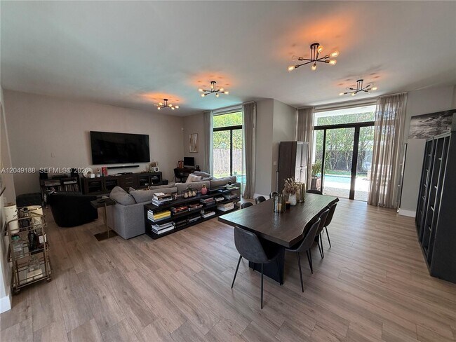 Photo - 8631 Arboretum Ln