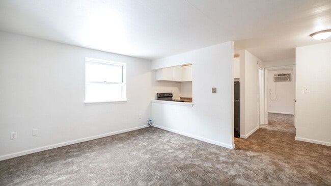 Photo - Brookside Apartments