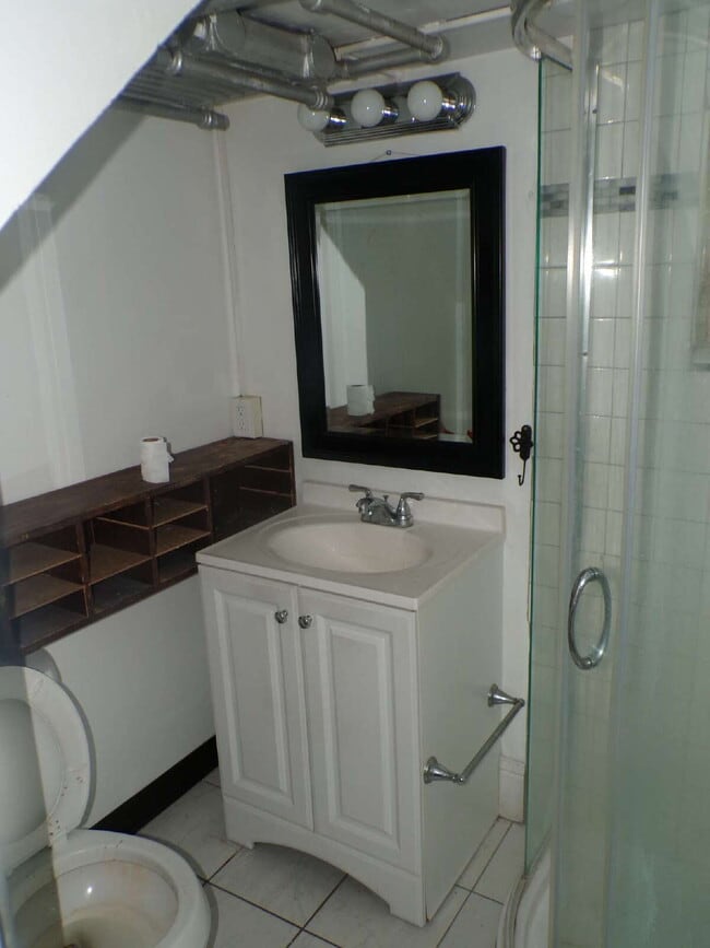 Photo - Capitol Hill - 1 Bedroom, 1 Bathroom (646MA#1)