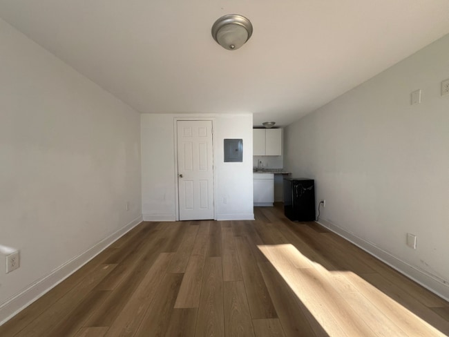 Photo - 1103 Dunbar St Unit 10