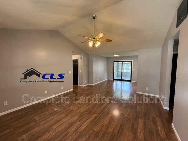 Photo - 2972 Kings Ct