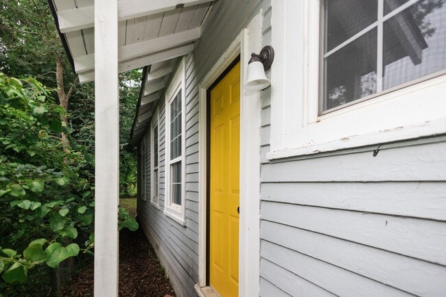 Photo - 315 W Chappell St Unit 317