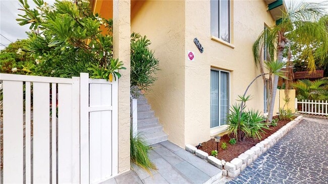 Building Photo - 7209 Coquina Way Unit 4