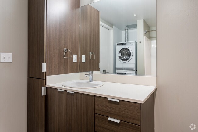 1BR, 1BA - 543 SF